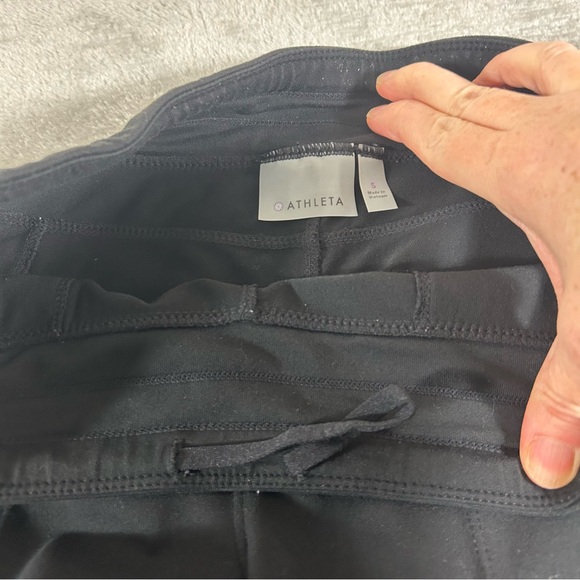 ATHLETA Metro Joggers Black Size Small Nylon Spandex Zipper Pockets Drawstring - Picture 8 of 12